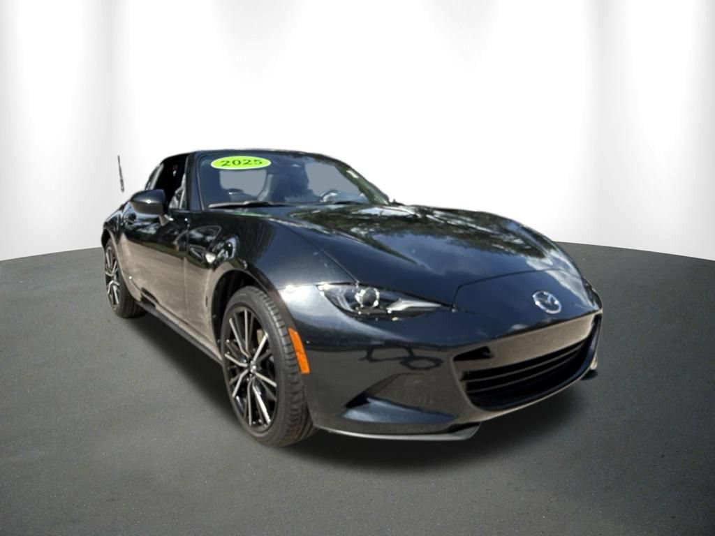 Used 2025 MAZDA MX-5 Miata RF Grand Touring RWD image 39