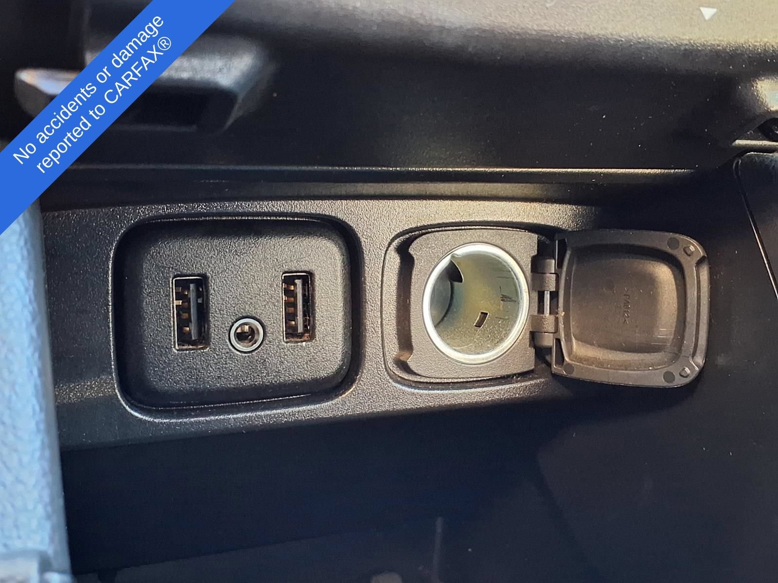 Used 2018 Buick Encore Sport Touring w/ Safety Package FWD image 23