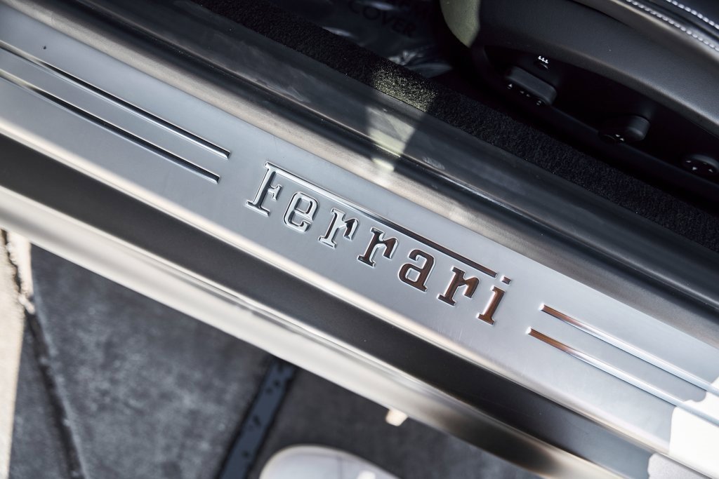 Used 2019 Ferrari 812 Superfast image 32