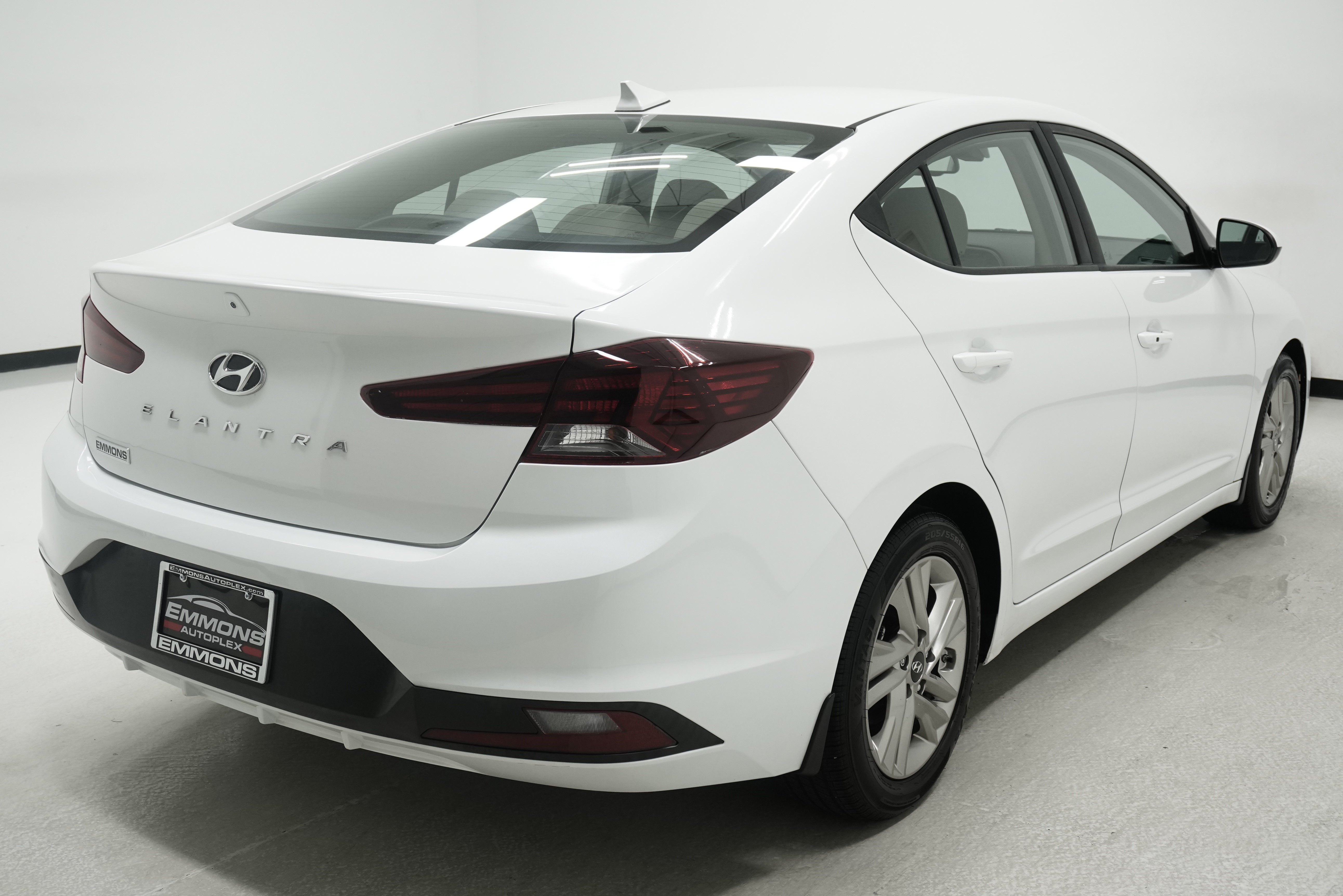 Used 2020 Hyundai Elantra Value Edition FWD image 4