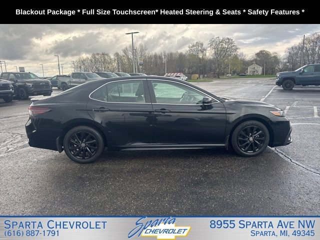 Used 2024 Toyota Camry SE FWD image 2