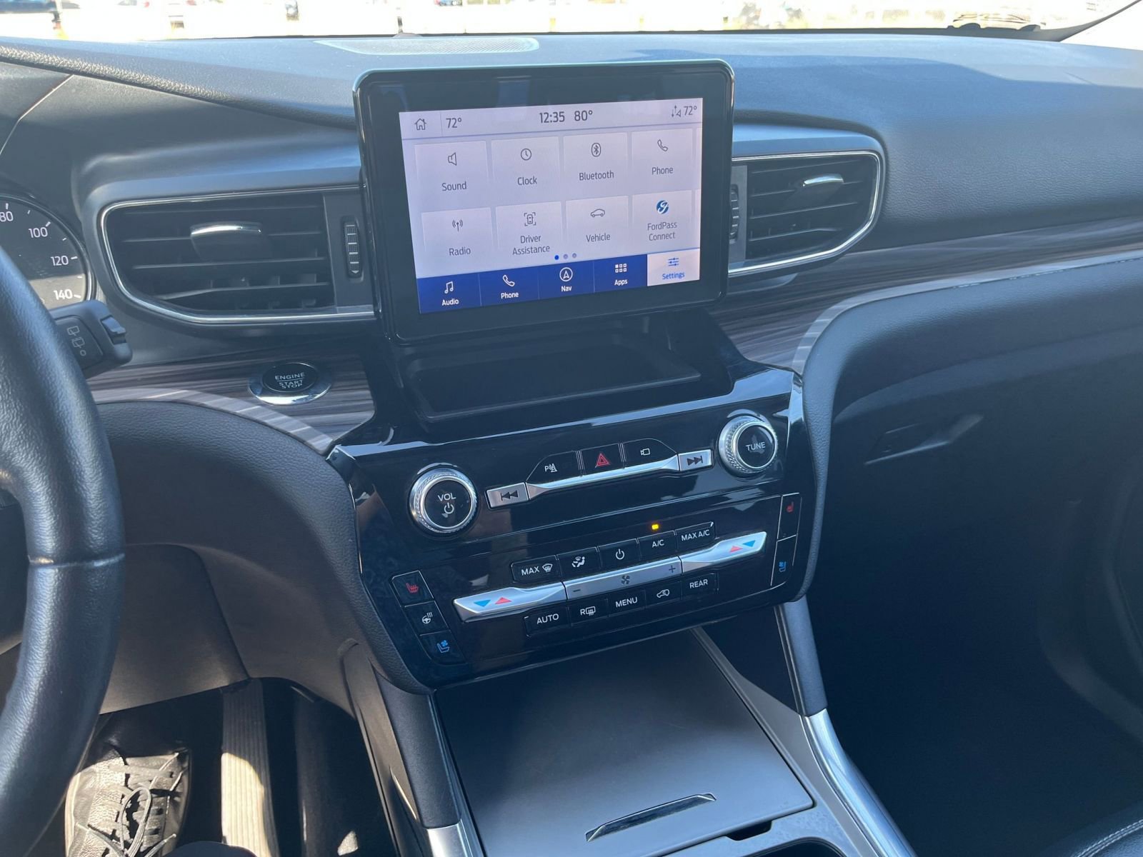 Used 2023 Ford Explorer Limited image 17