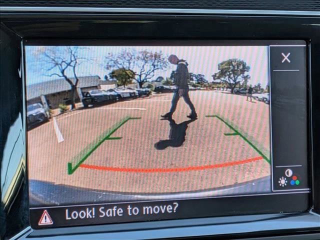 Used 2015 Volkswagen GTI Autobahn w/ Lighting Package (SEL) FWD image 13