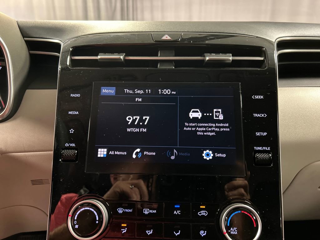 Used 2023 Hyundai Tucson SE image 15