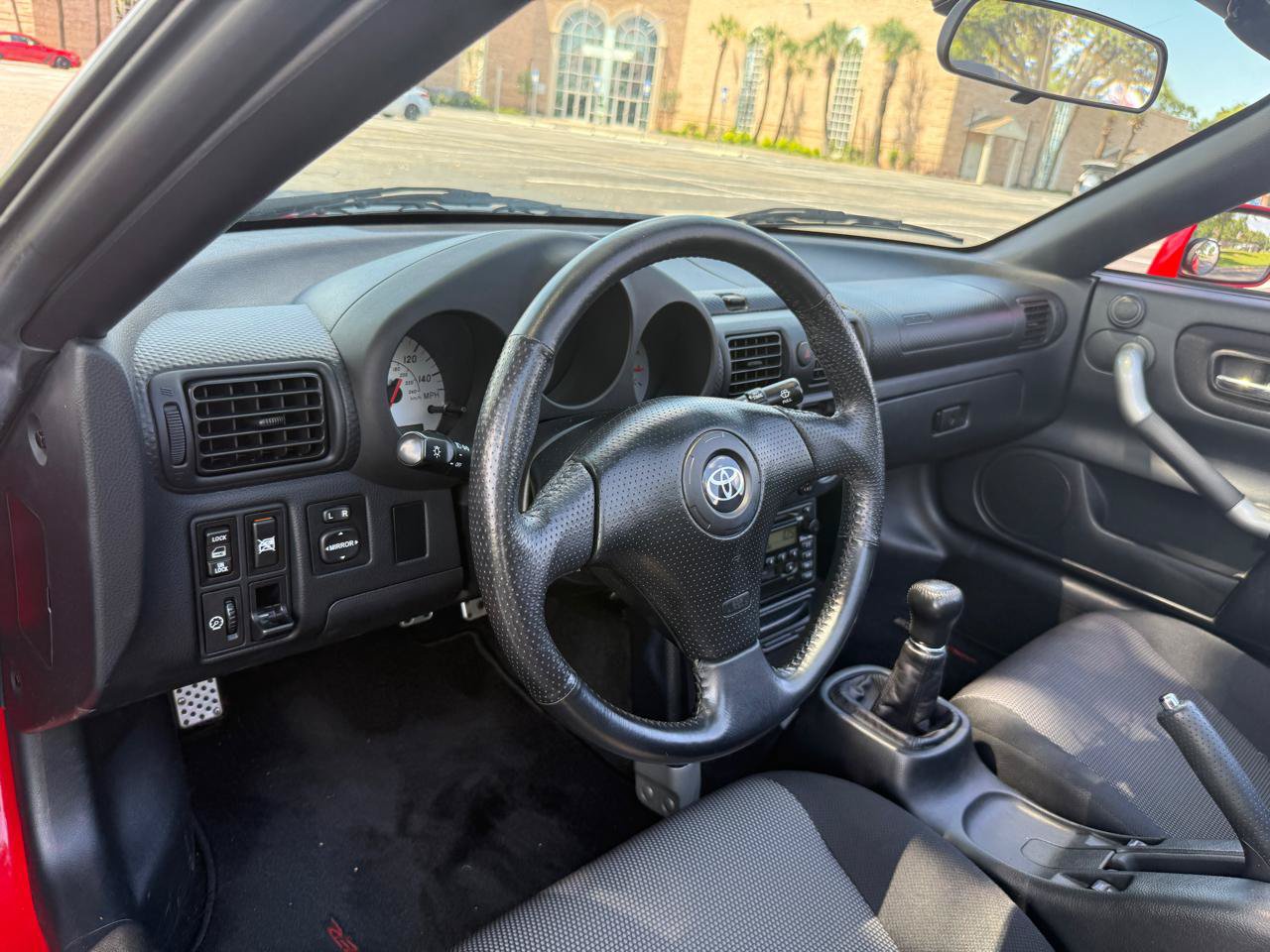 Used 2002 Toyota MR2 RWD image 26