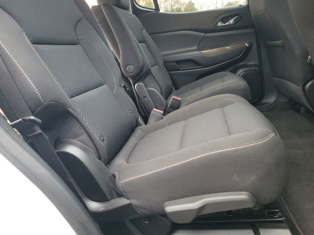 Used 2023 GMC Acadia SLE image 23