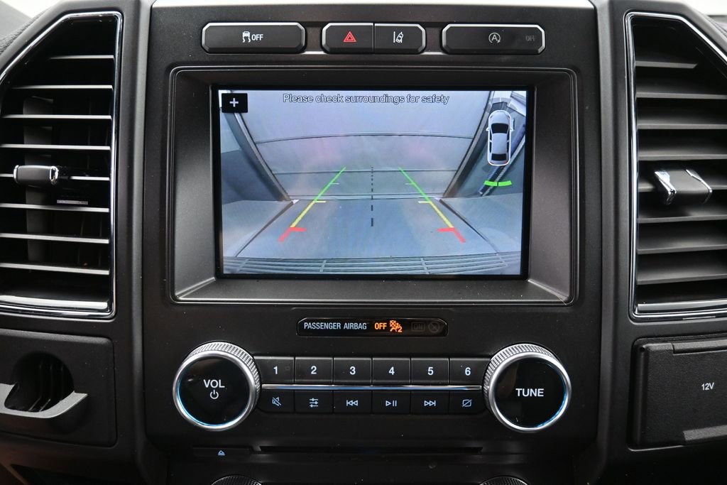 Used 2018 Ford Expedition Limited w/ Equipment Group 301A RWD image 4