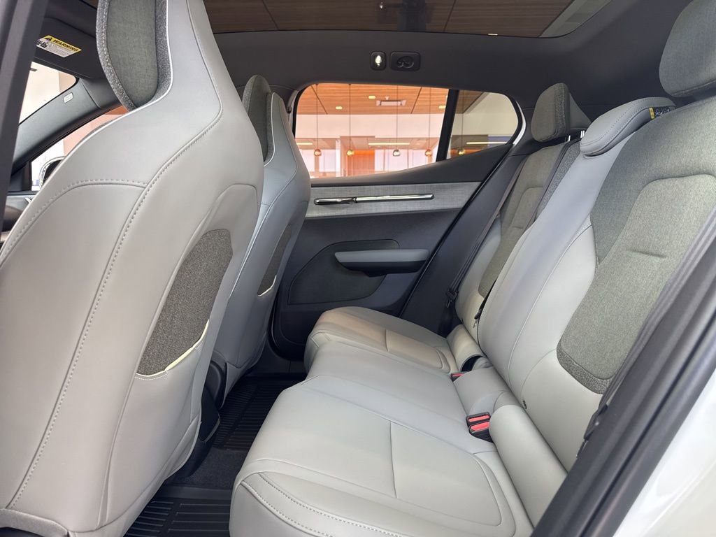 New 2026 Volvo EX30 Cross Country Ultra w/ Protection Package AWD/4WD image 21