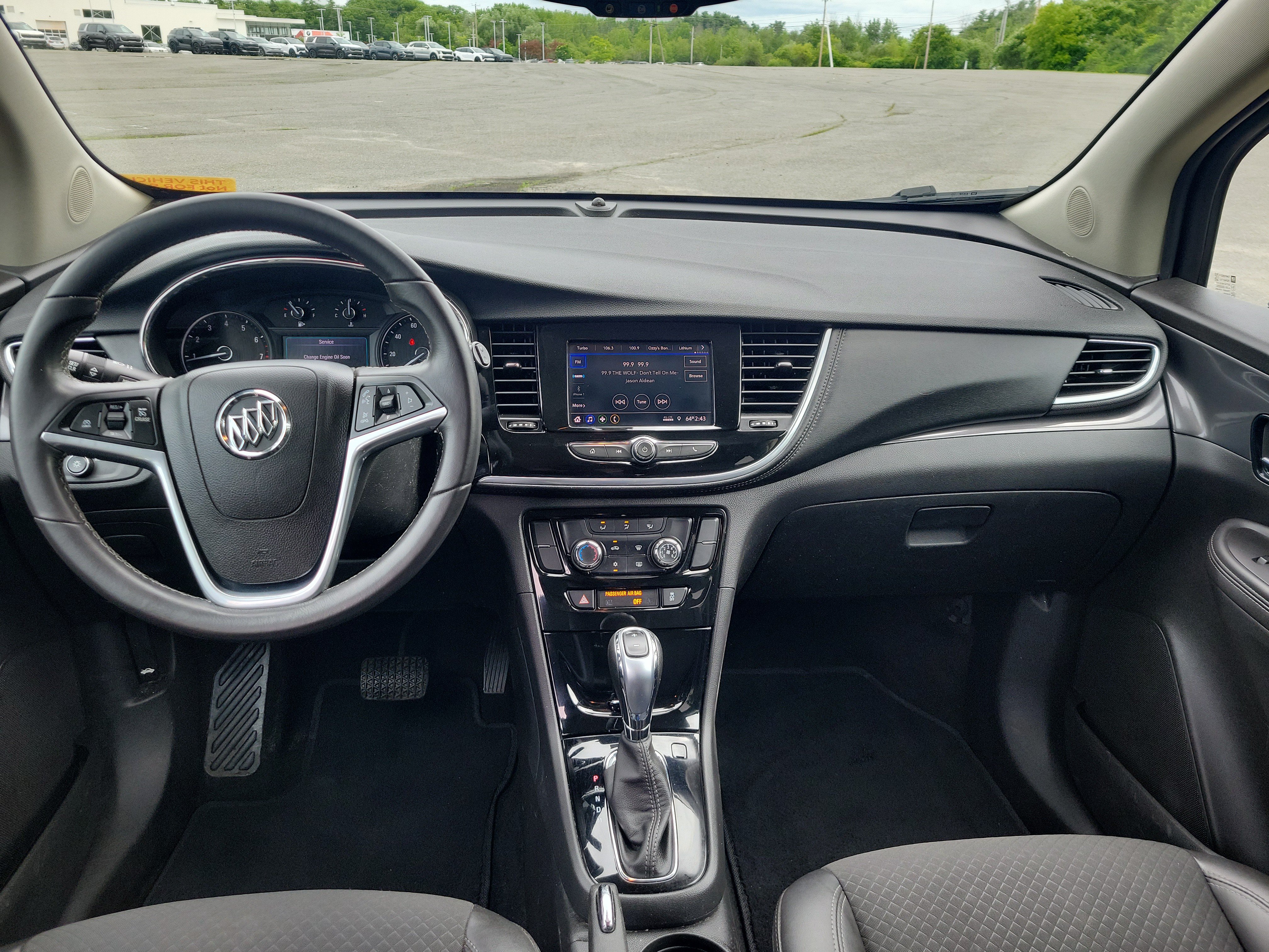 Used 2022 Buick Encore Preferred w/ Safety Package AWD/4WD image 17
