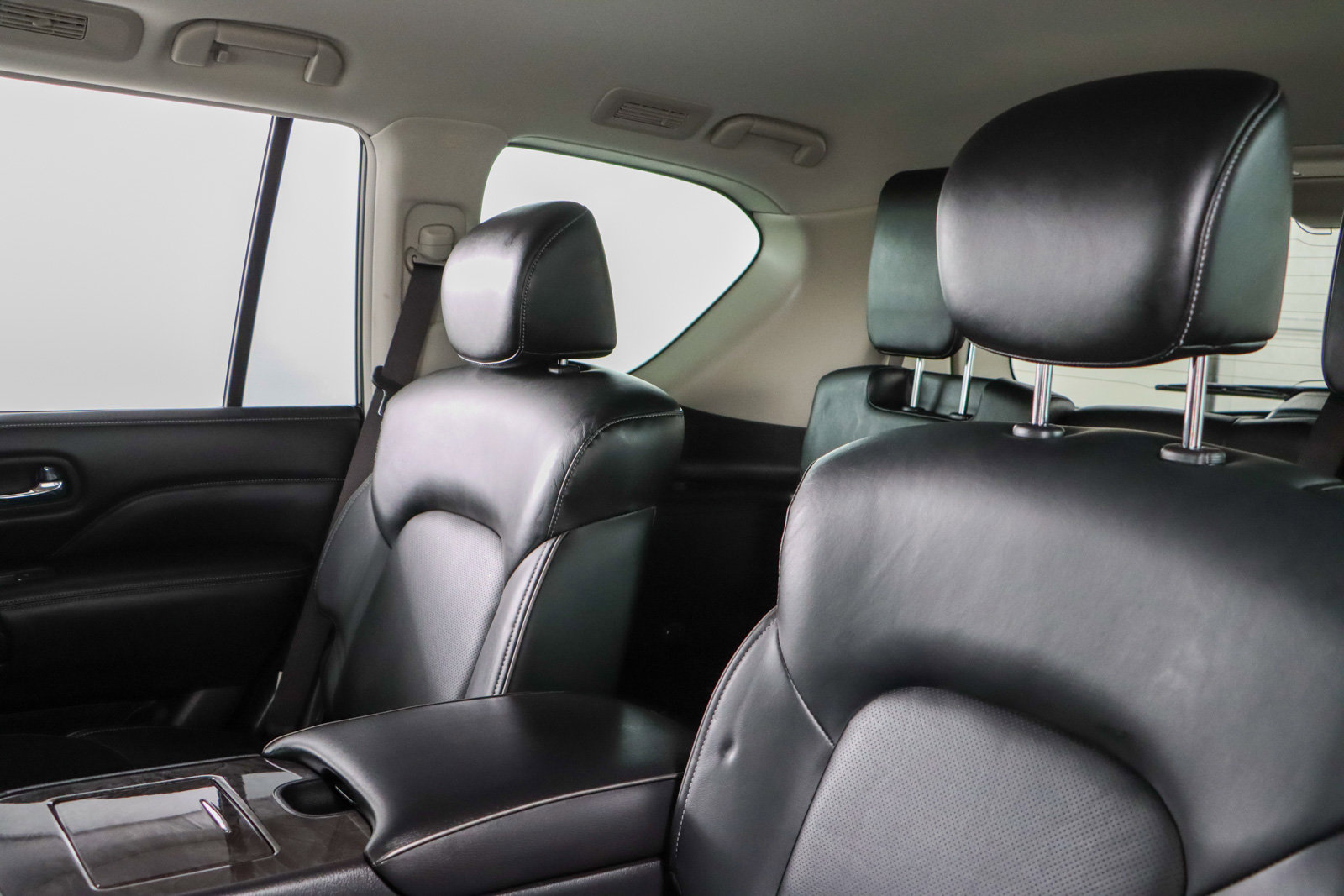 Used 2022 INFINITI QX80 Luxe w/ Cargo Package image 27