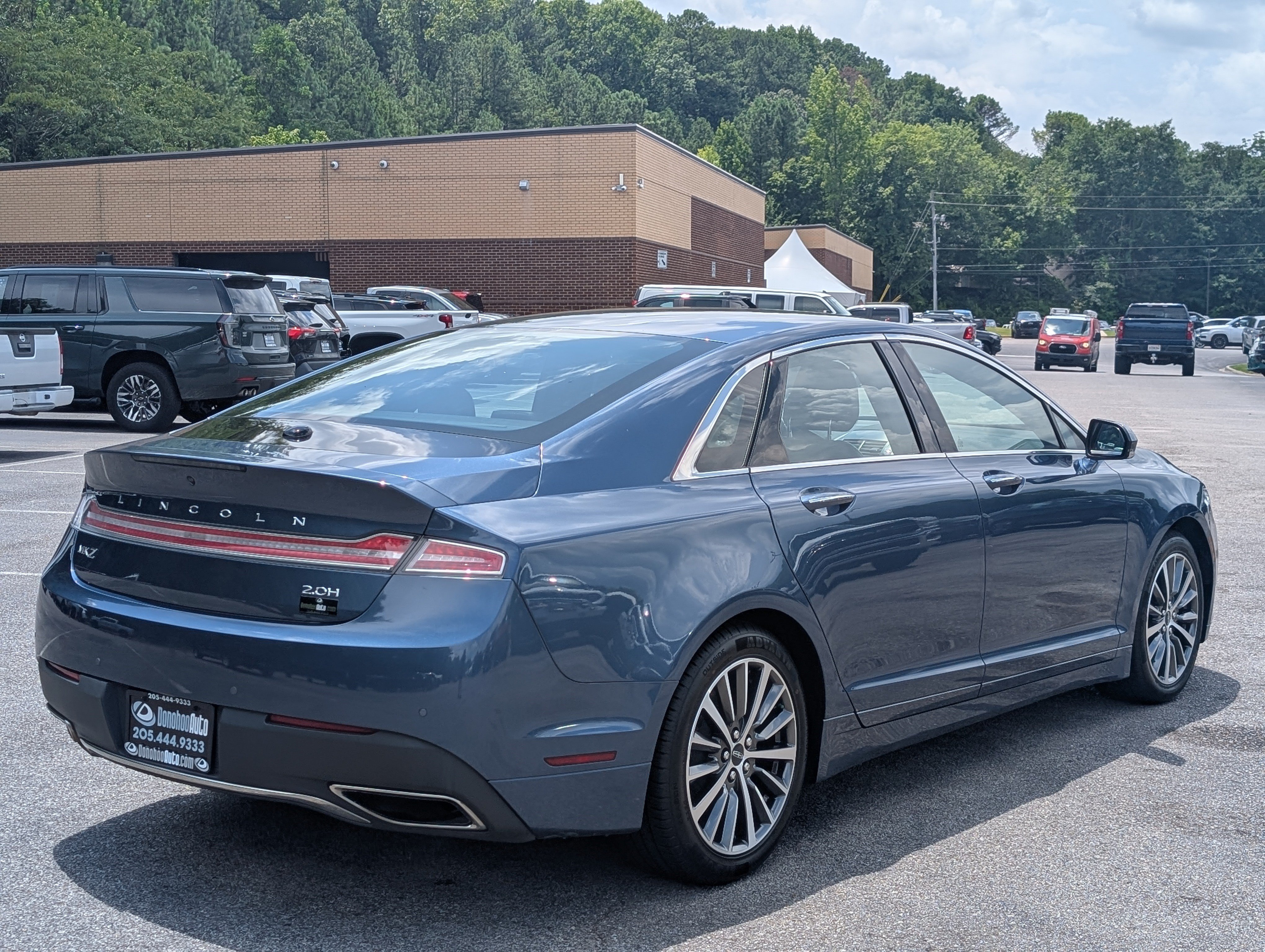 Used 2019 Lincoln MKZ Premiere FWD image 9