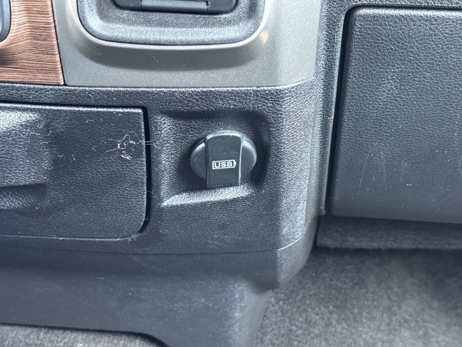 Used 2014 RAM 1500 Laramie AWD/4WD image 26