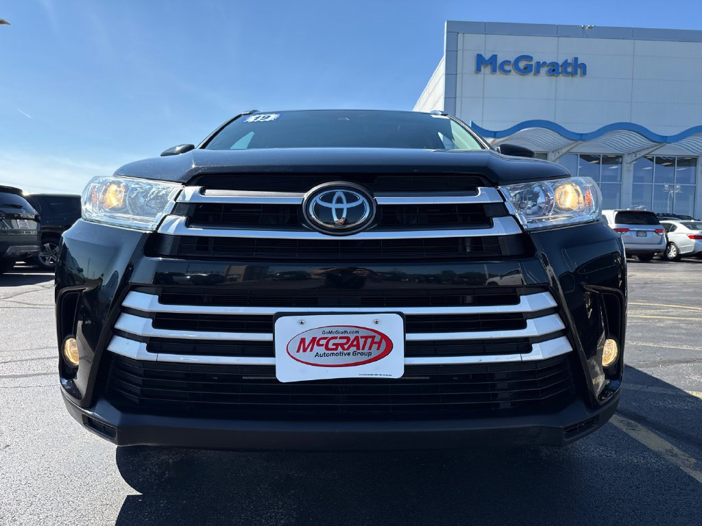 Used 2019 Toyota Highlander XLE AWD/4WD image 11