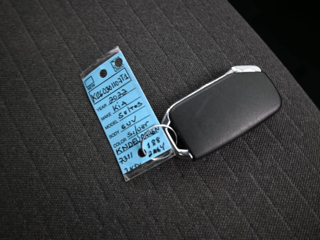 Used 2022 Kia Seltos S image 41