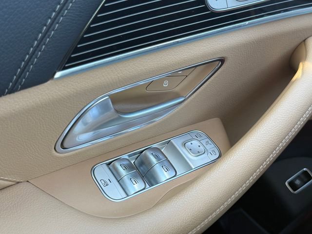 Used 2025 Mercedes-Benz GLE 350 4MATIC image 31