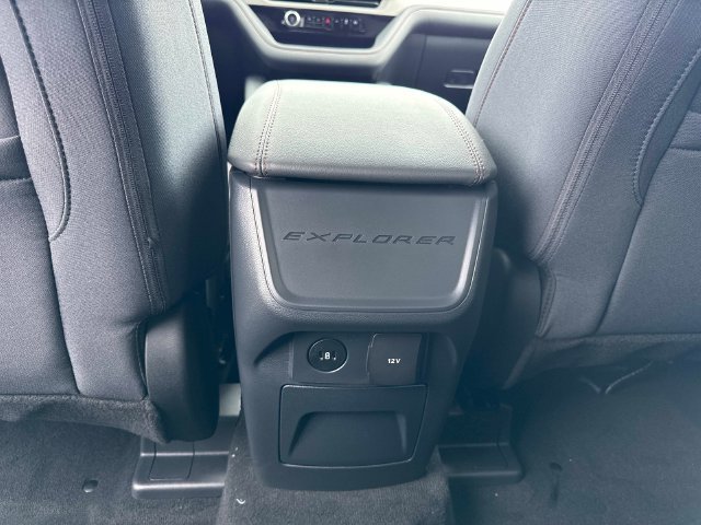 New 2027 Ford Explorer Active RWD image 17
