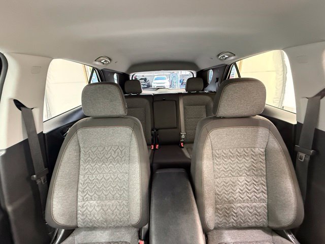 Used 2024 Chevrolet Equinox LT FWD image 30