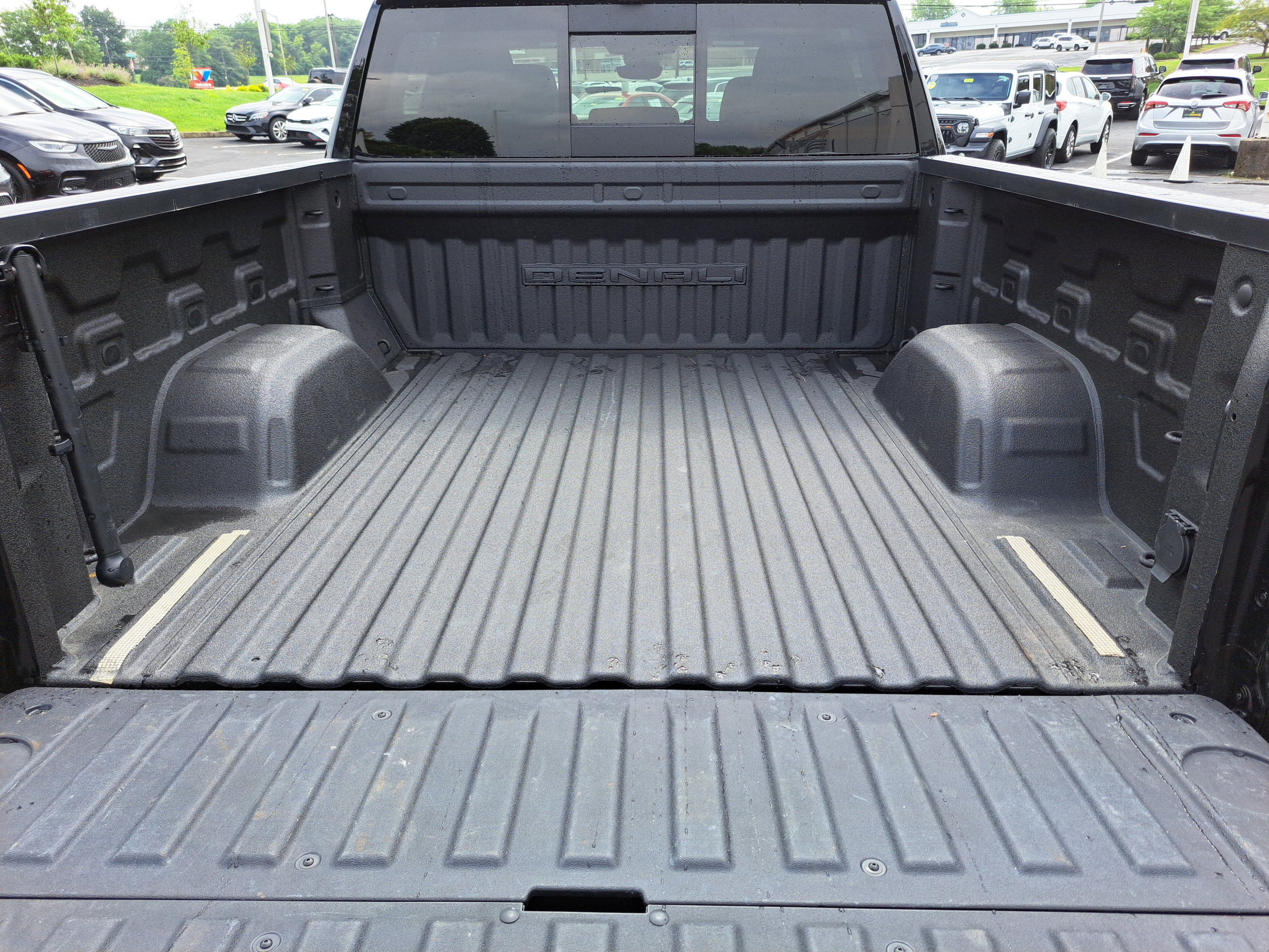 Certified 2023 GMC Sierra 1500 Denali image 7