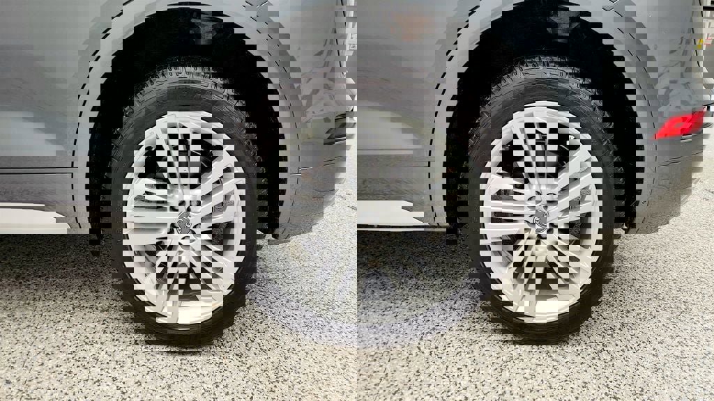 Used 2020 Audi Q5 2.0T Premium Plus w/ Premium Plus Package image 9