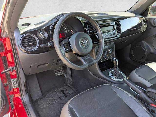 Used 2015 Volkswagen Beetle 1.8T FWD image 10