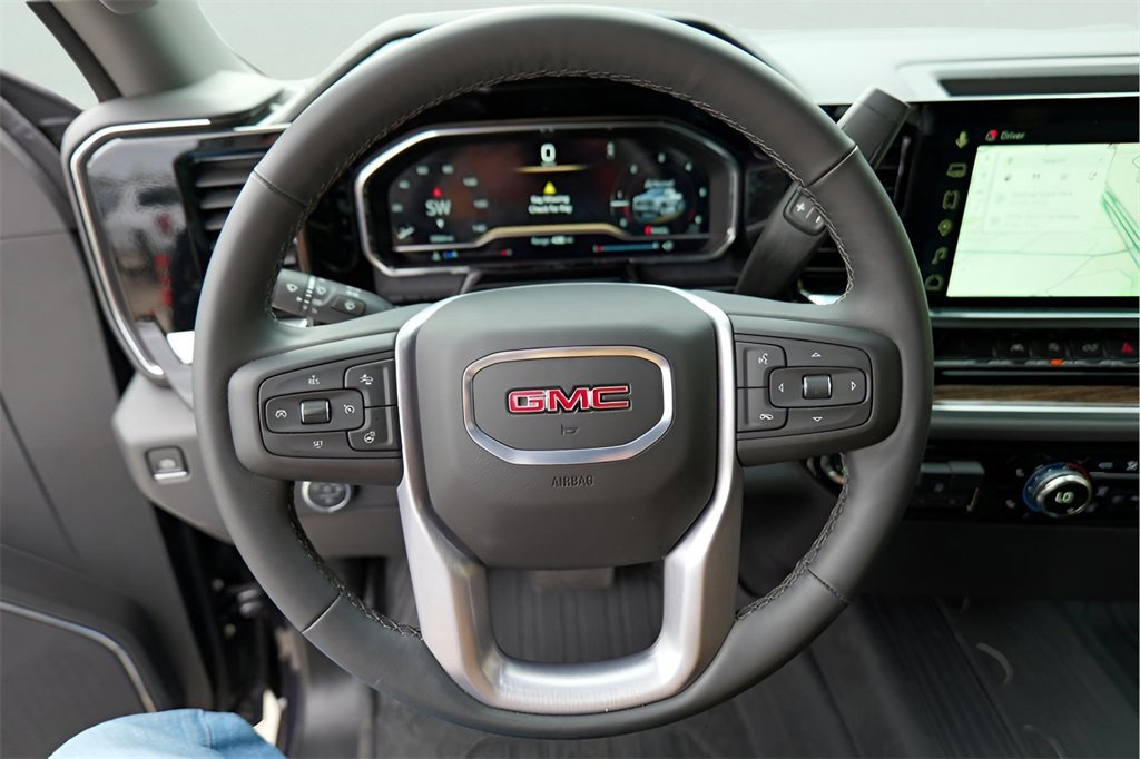 New 2025 GMC Sierra 1500 Elevation image 11