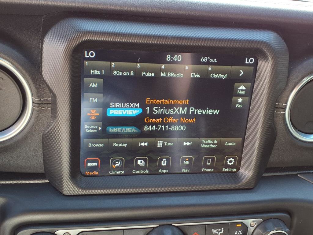 Used 2022 Jeep Gladiator Overland image 5