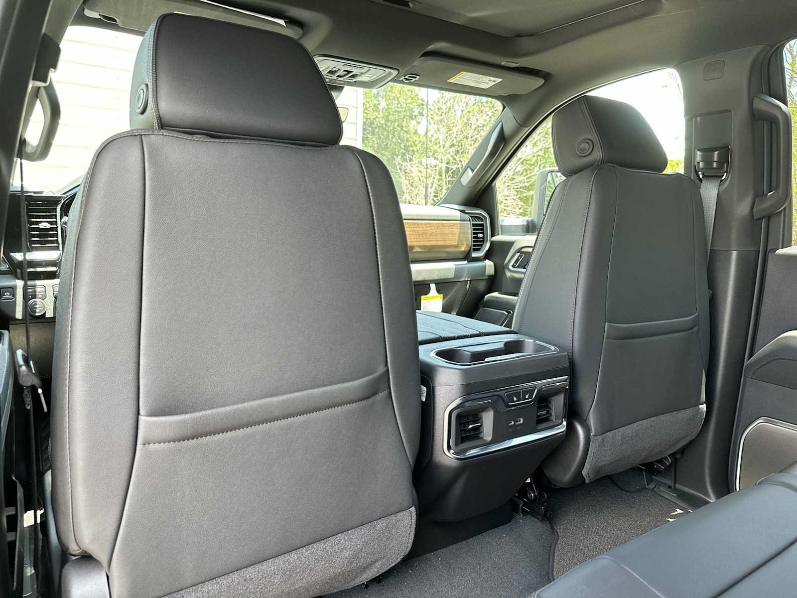 New 2026 Chevrolet Silverado 3500 High Country w/ High Country Premium Package AWD/4WD image 16