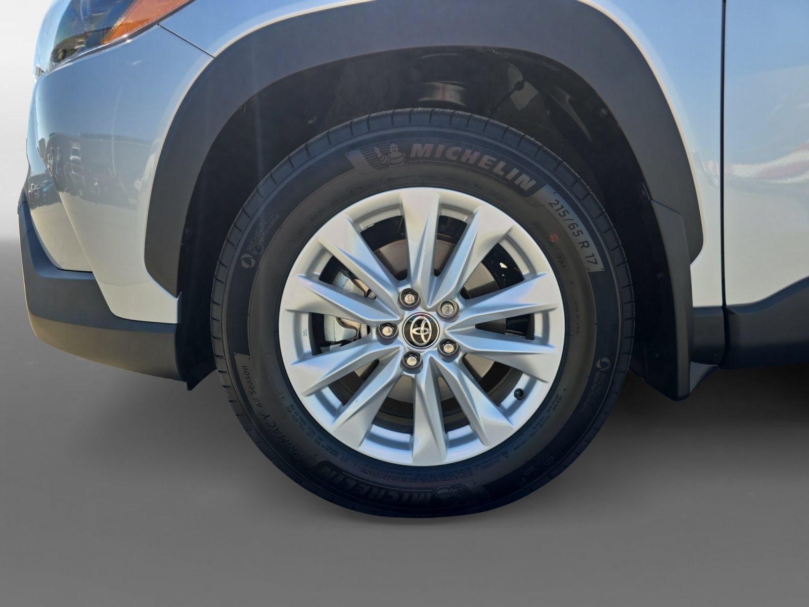 Certified 2026 Toyota Corolla Cross LE FWD image 14