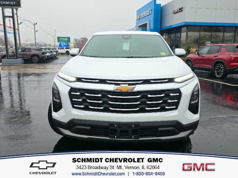New 2026 Chevrolet Equinox LT image 2
