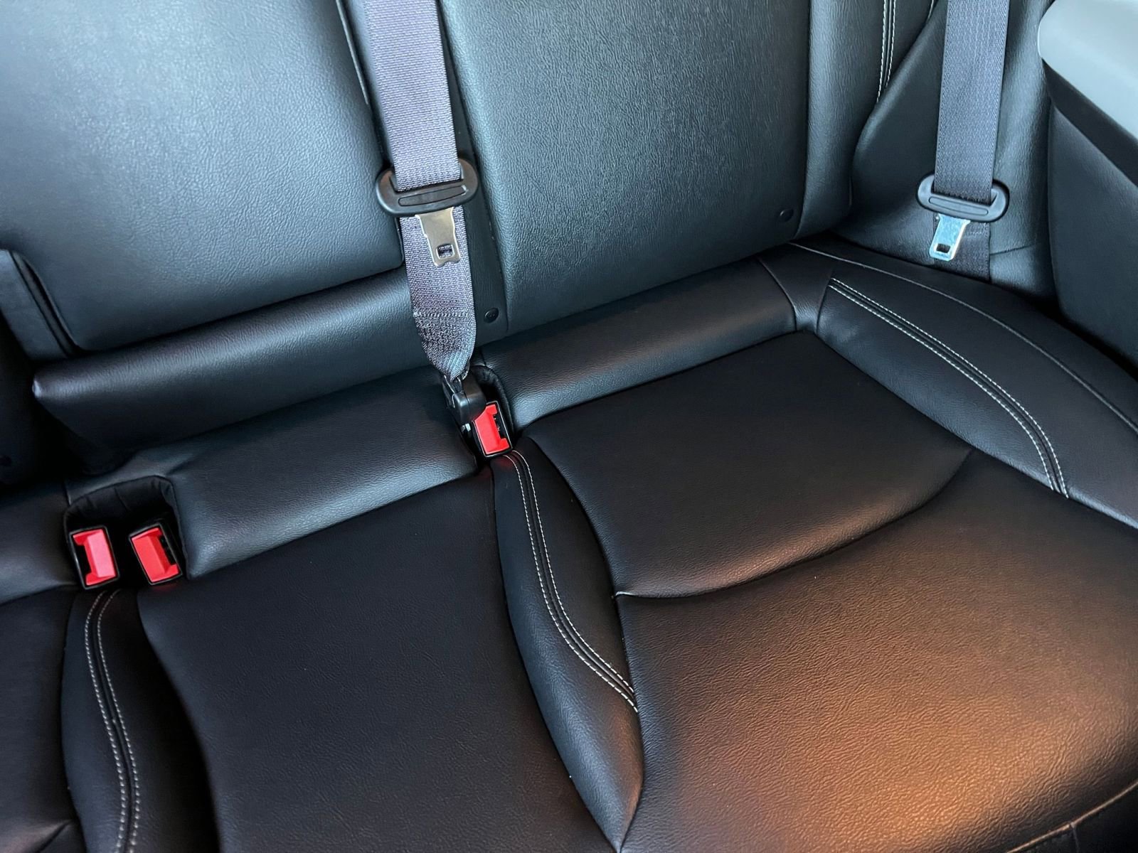 Used 2025 Jeep Compass Limited image 37