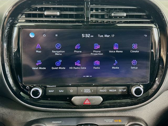Used 2023 Kia Soul GT-Line image 22