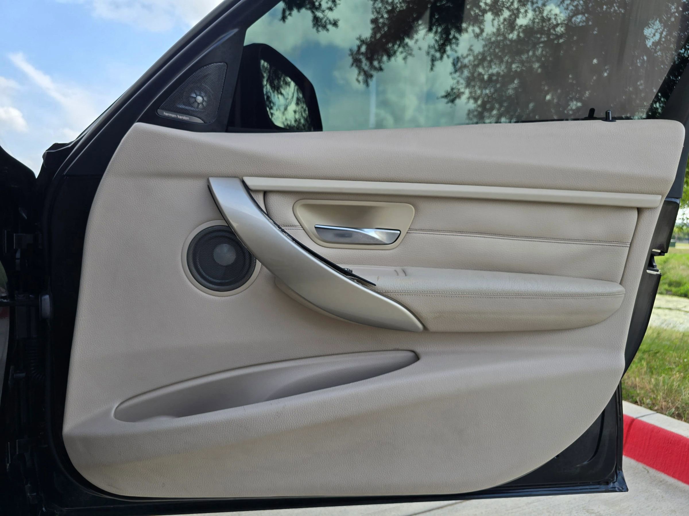 Used 2012 BMW 335i Sedan RWD image 16
