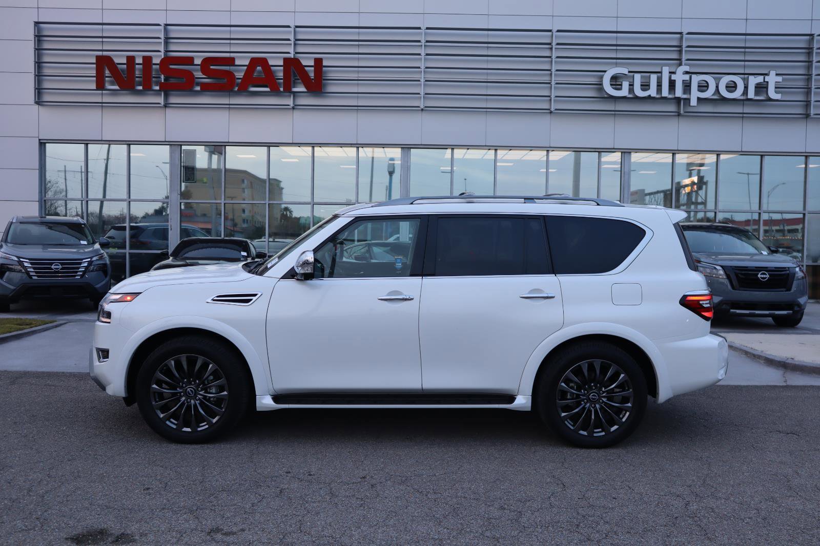 Certified 2024 Nissan Armada Platinum w/ Cargo Package image 3