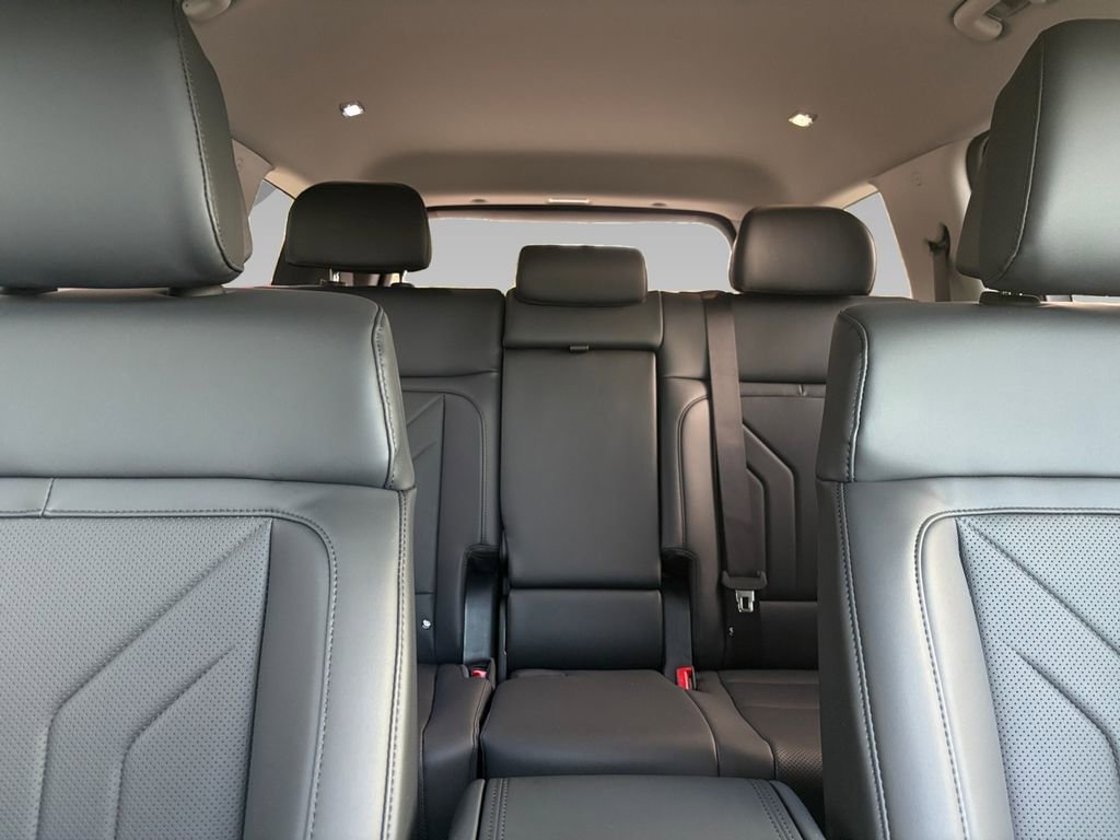 New 2026 Hyundai Santa Fe SEL image 2