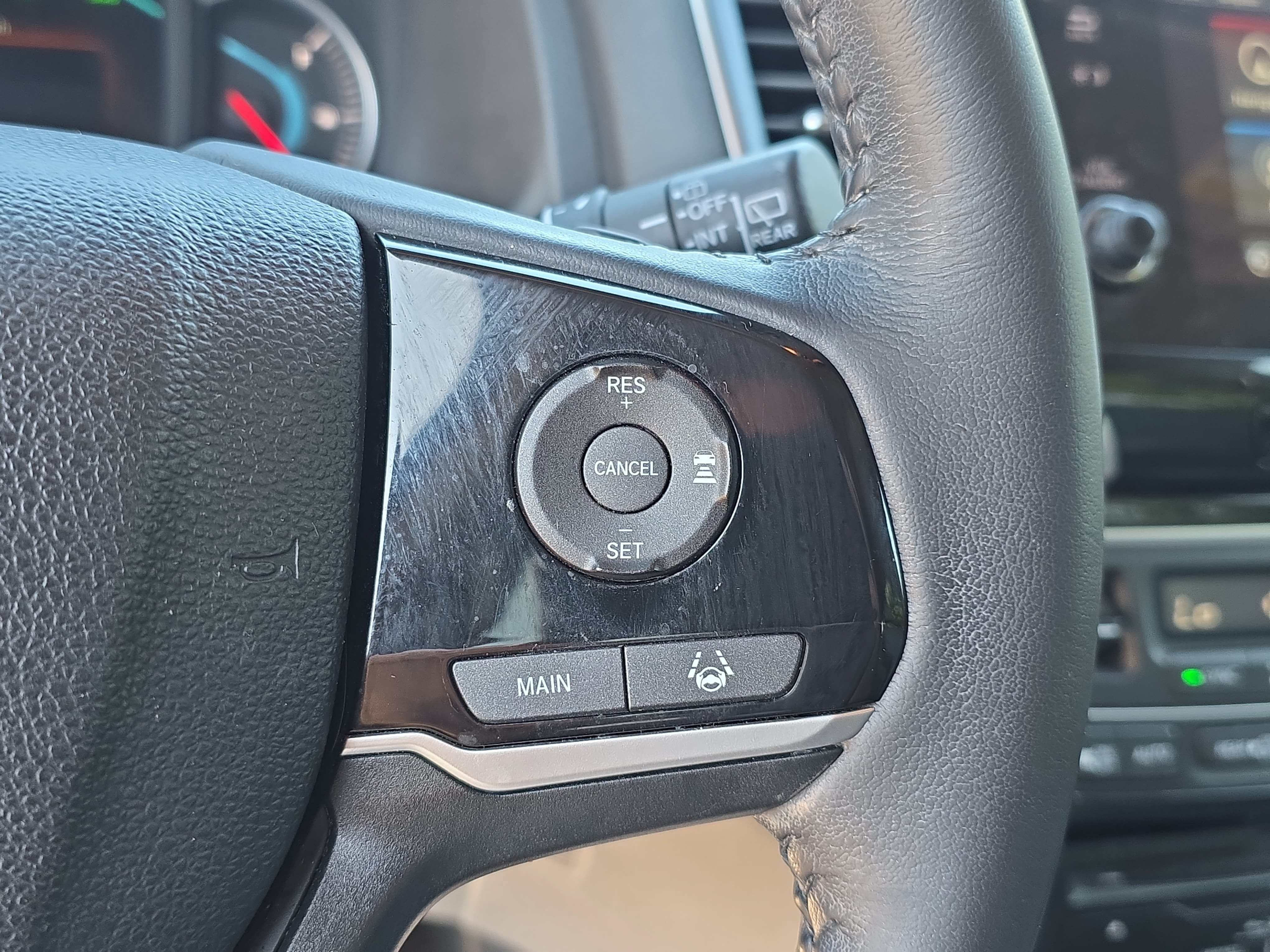 Used 2019 Honda Pilot Touring image 16