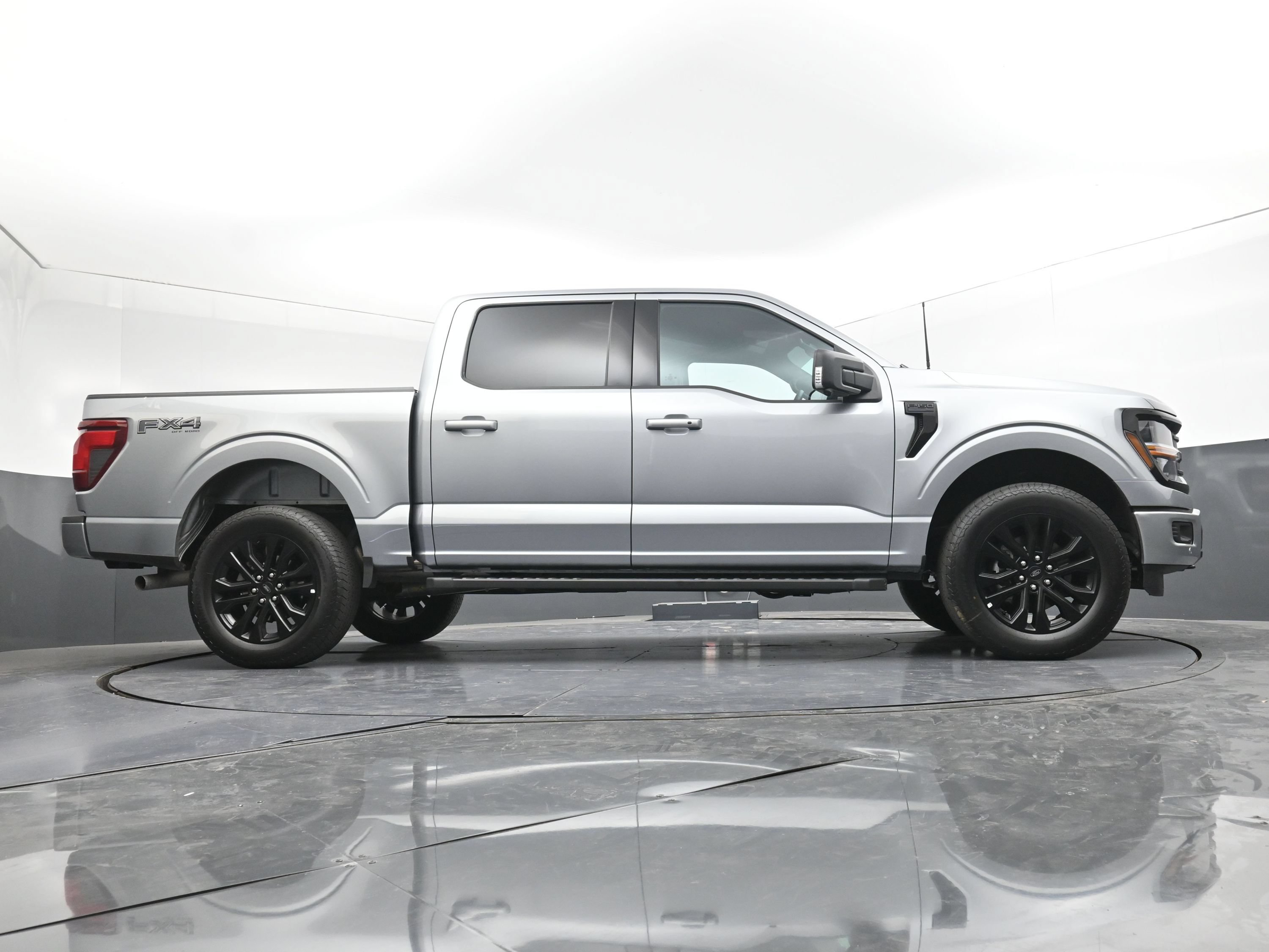 Used 2026 Ford F150 XLT w/ Equipment Group 302A MID AWD/4WD image 31