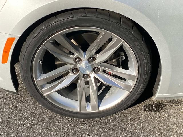 Used 2016 Chevrolet Camaro SS RWD image 6