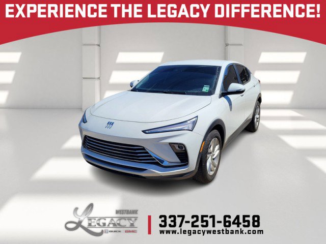 Used 2024 Buick Envista Preferred w/ Advanced Safety Package image 1