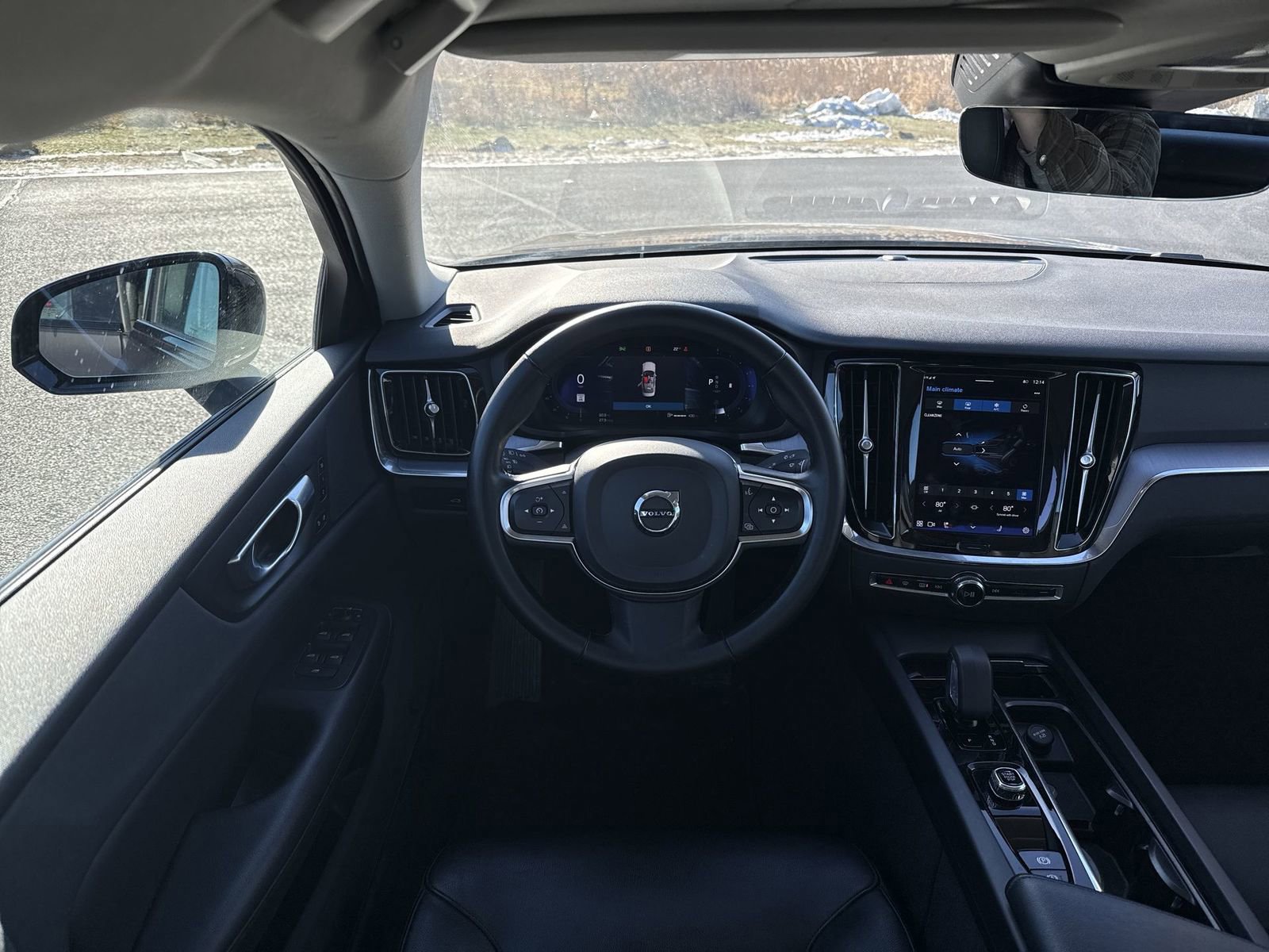 Used 2024 Volvo S60 B5 Core image 15