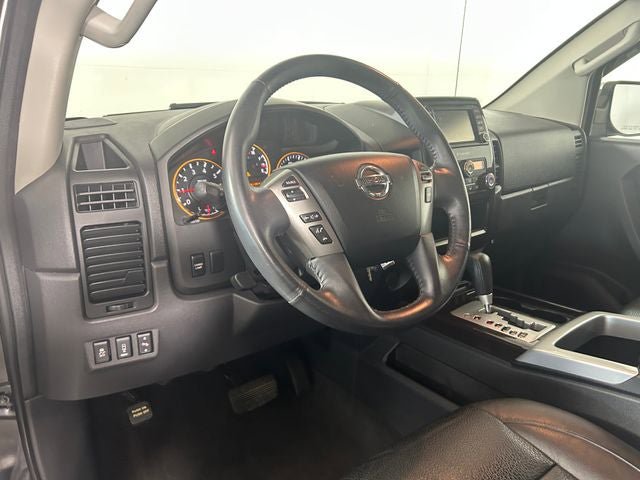 Used 2015 Nissan Titan SL w/ SL Heavy Metal Package AWD/4WD image 15