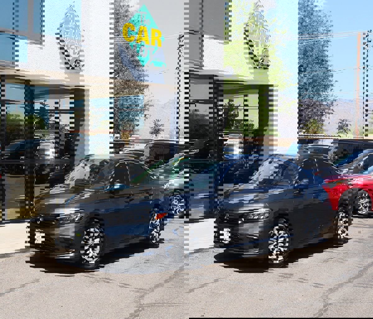 Used 2024 Honda Civic LX image 2