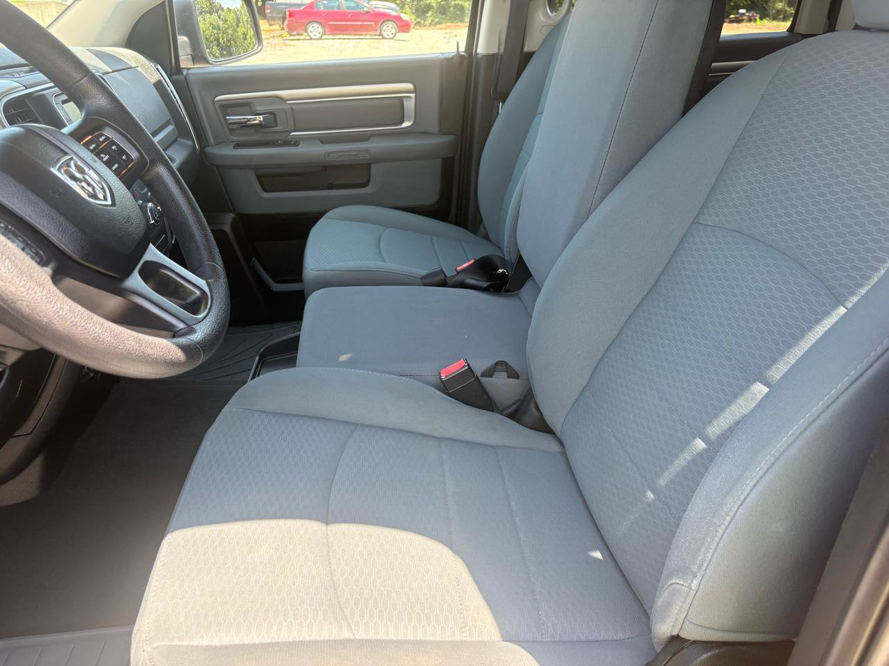 Used 2017 RAM 1500 Classic SLT AWD/4WD image 21