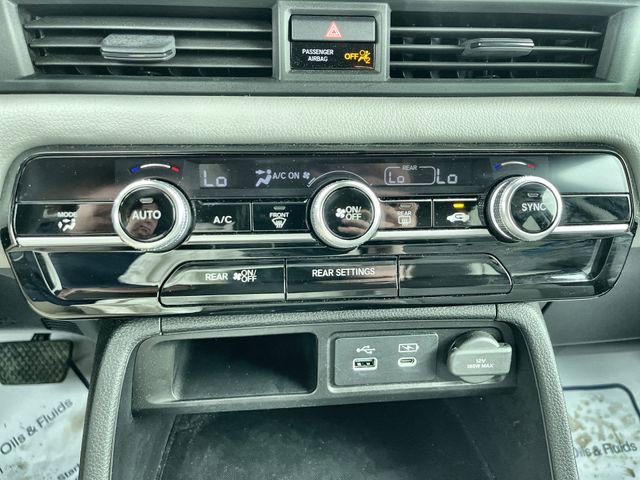 Used 2023 Honda Pilot LX image 18