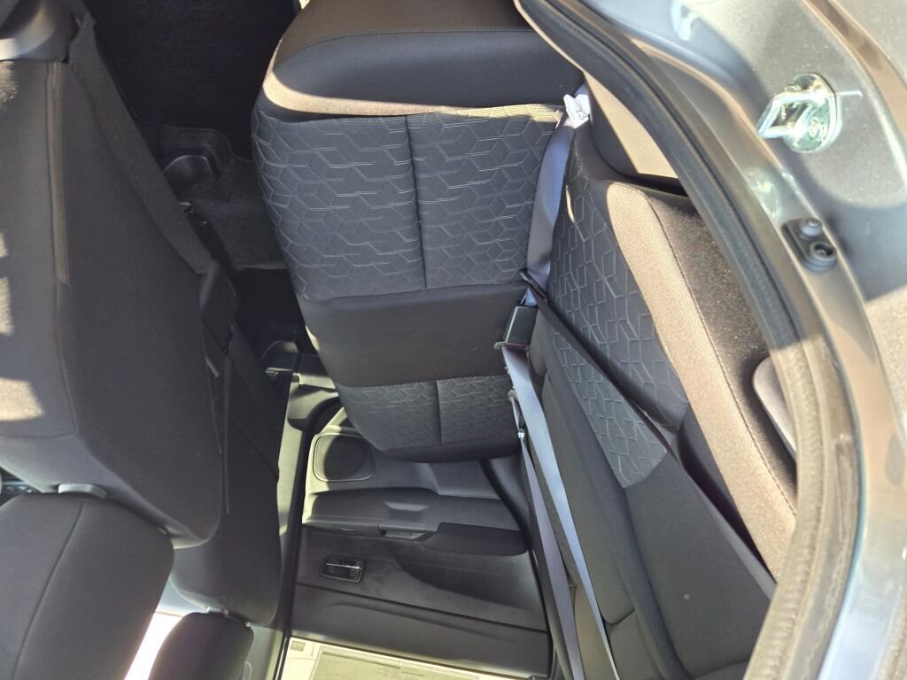 New 2025 Mitsubishi Outlander Sport ES image 7