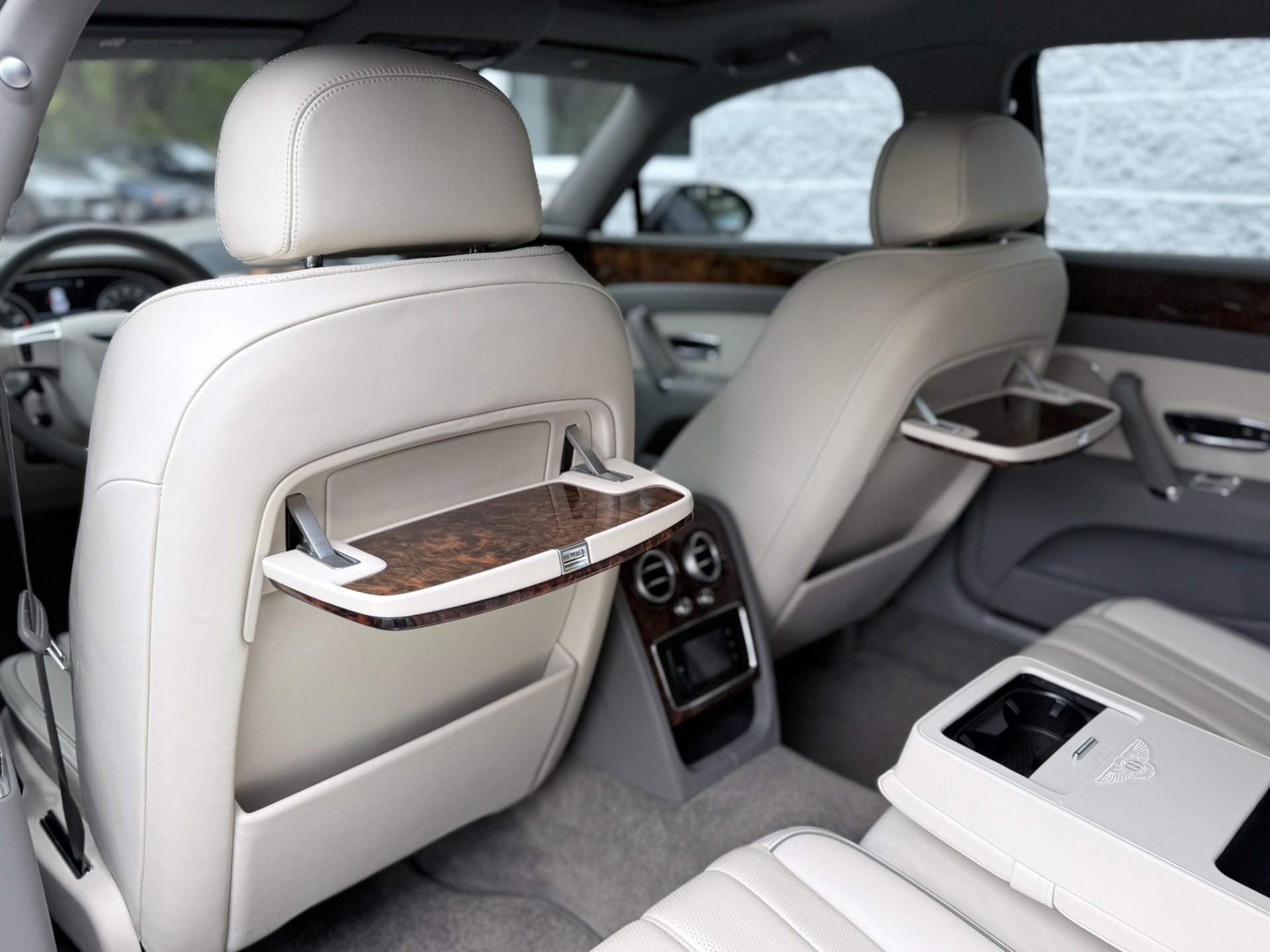 Used 2015 Bentley Flying Spur V8 AWD/4WD image 20