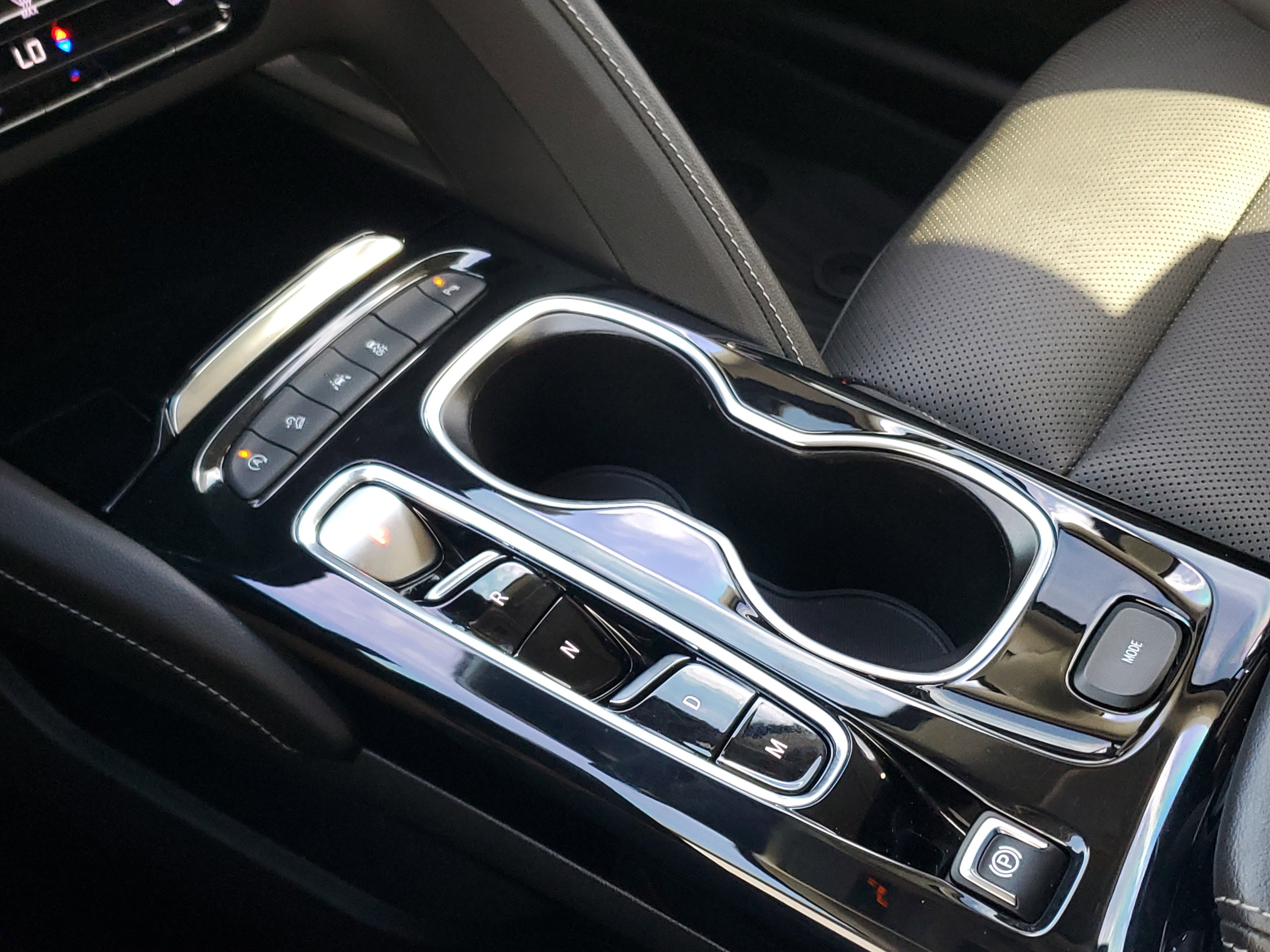 Used 2023 Buick Envision Essence w/ Sport Touring Package image 31