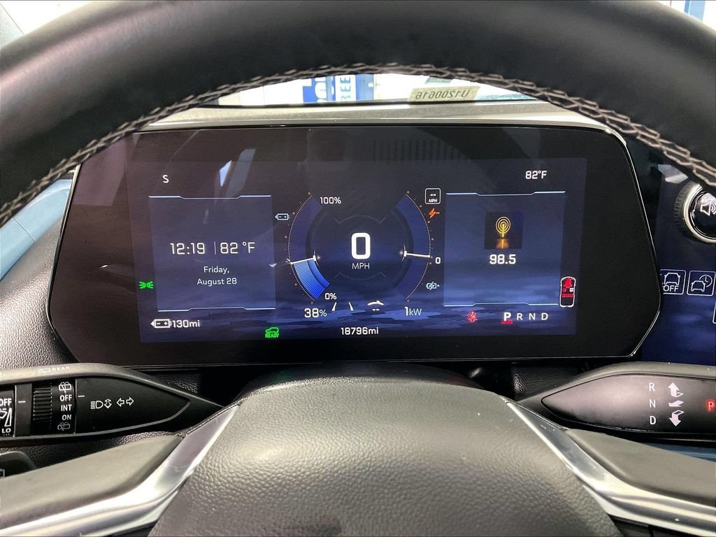 Used 2024 Chevrolet Equinox EV LT FWD image 24