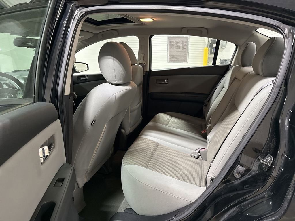Used 2012 Nissan Sentra 2.0 SR w/ Special Edition Pkg image 23