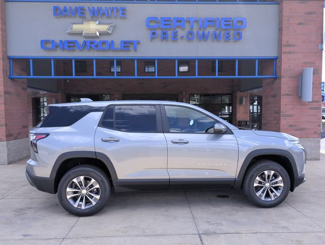 Used 2026 Chevrolet Equinox LT AWD/4WD image 9