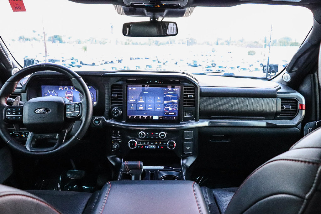 Used 2025 Ford F150 Raptor AWD/4WD image 14